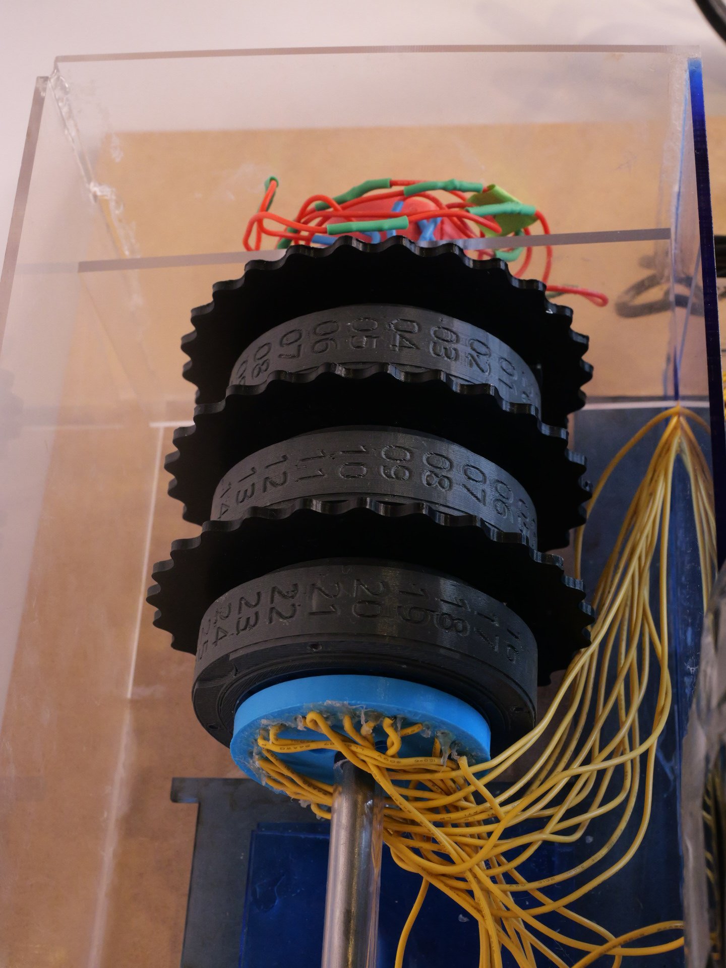 Rotor assembly in machine